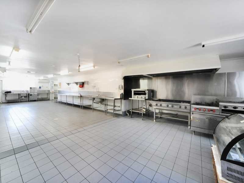 7 Carlo Drive, Cannonvale QLD 4802