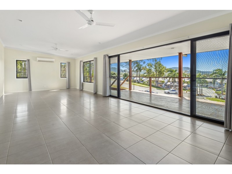 26 Abell Road, Cannonvale QLD 4802