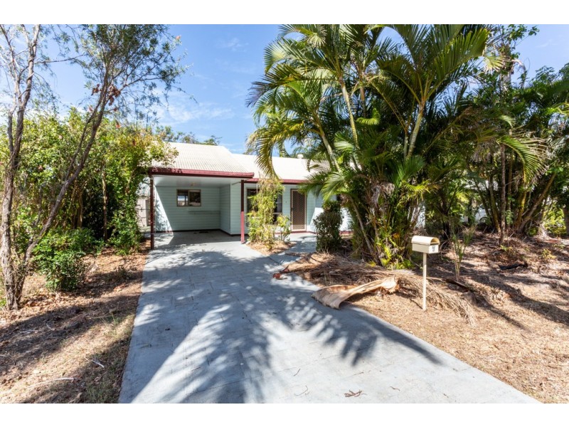 7 Grace Avenue, Cannonvale QLD 4802