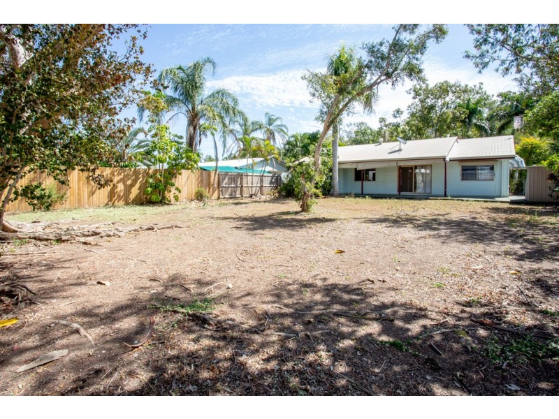 7 Grace Avenue, Cannonvale QLD 4802