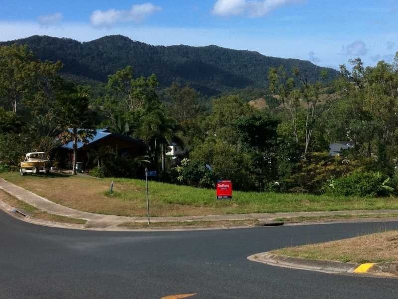 58 Country Road, Cannonvale QLD 4802