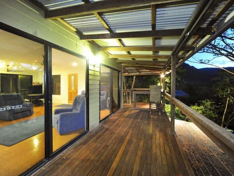 6 Totem Trail, Jubilee Pocket QLD 4802