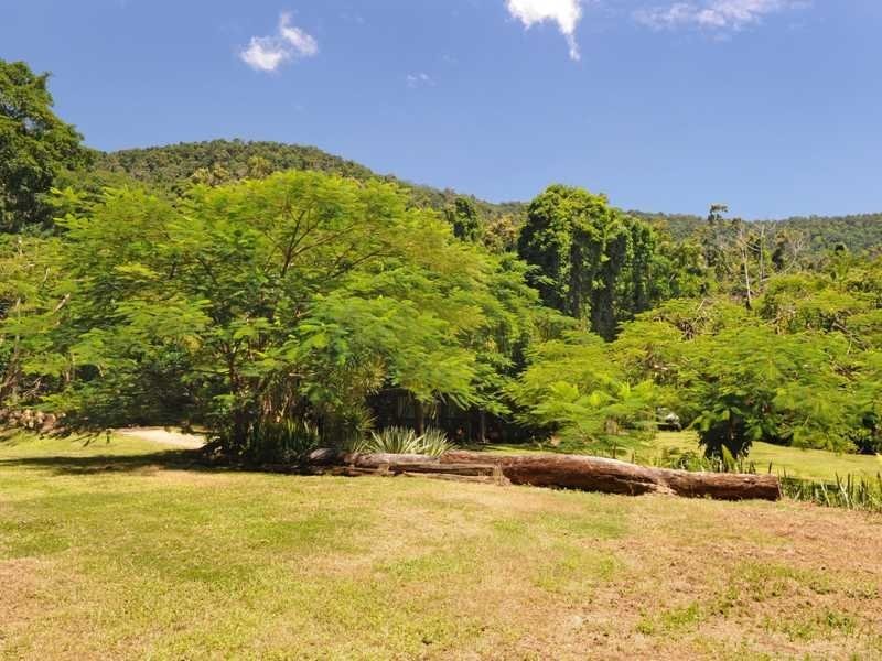 74 Timberland Road, Jubilee Pocket QLD 4802