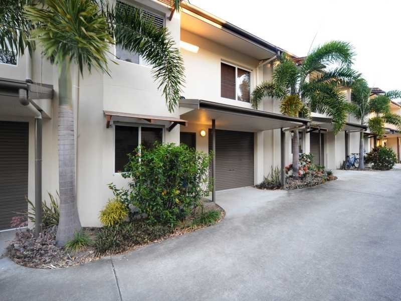 2/6 Salmon Street, Cannonvale QLD 4802