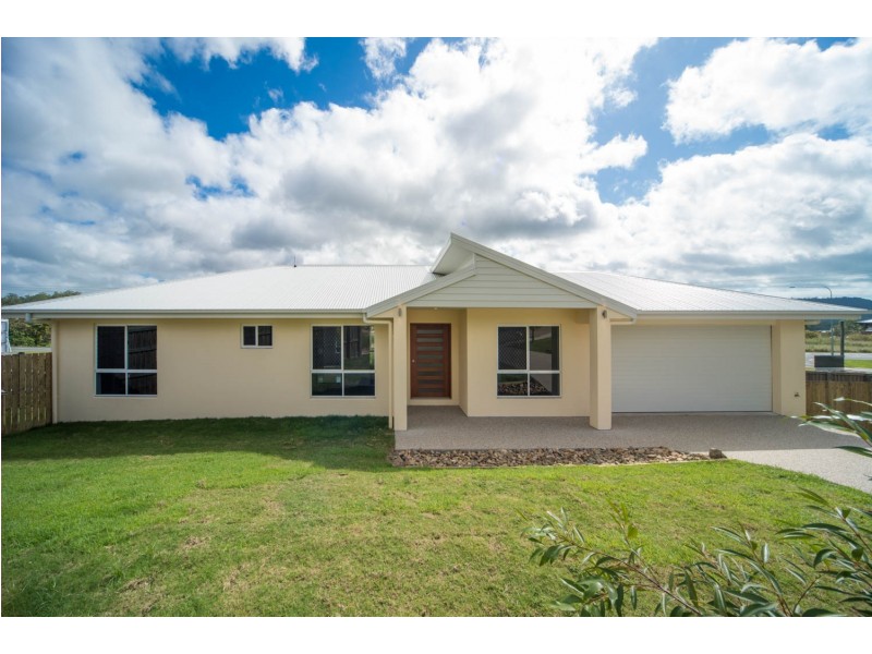 6 Bowline Lane, Cannonvale QLD 4802