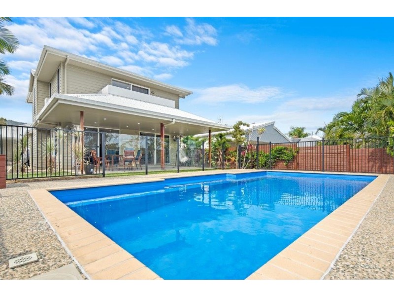 87 Abell Road, Cannonvale QLD 4802