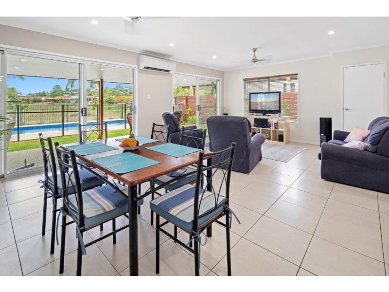 87 Abell Road, Cannonvale QLD 4802