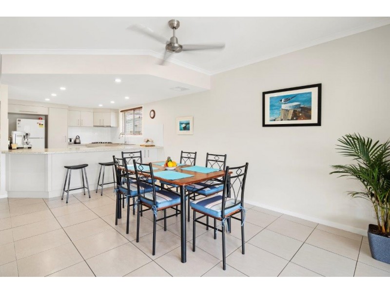 87 Abell Road, Cannonvale QLD 4802