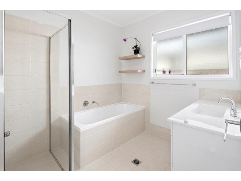87 Abell Road, Cannonvale QLD 4802