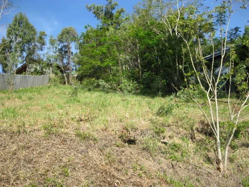 1 Macona Crescent, Cannonvale QLD 4802
