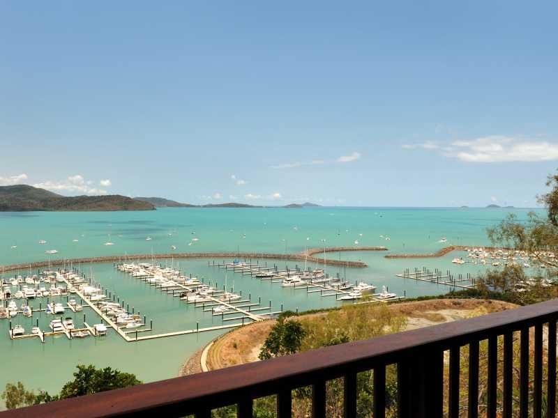 20 Kara Crescent, Airlie Beach QLD 4802