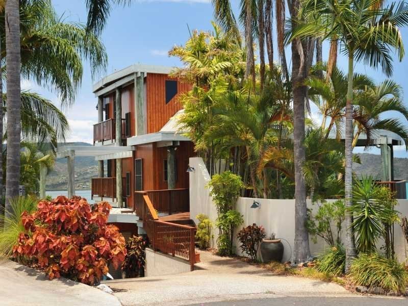 20 Kara Crescent, Airlie Beach QLD 4802