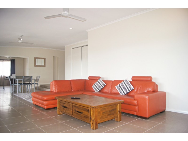 26 Abell Road, Cannonvale QLD 4802