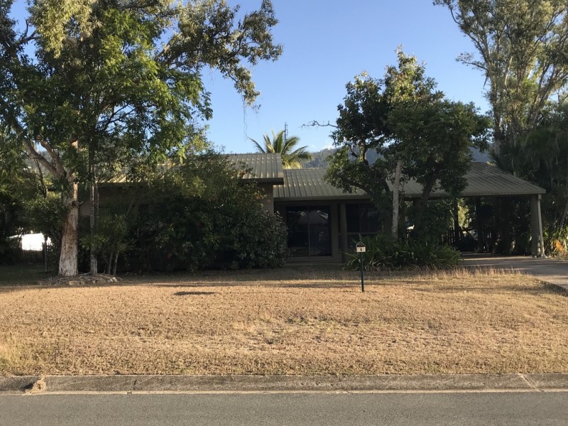 4 Stormvogel Drive, Mandalay QLD 4802