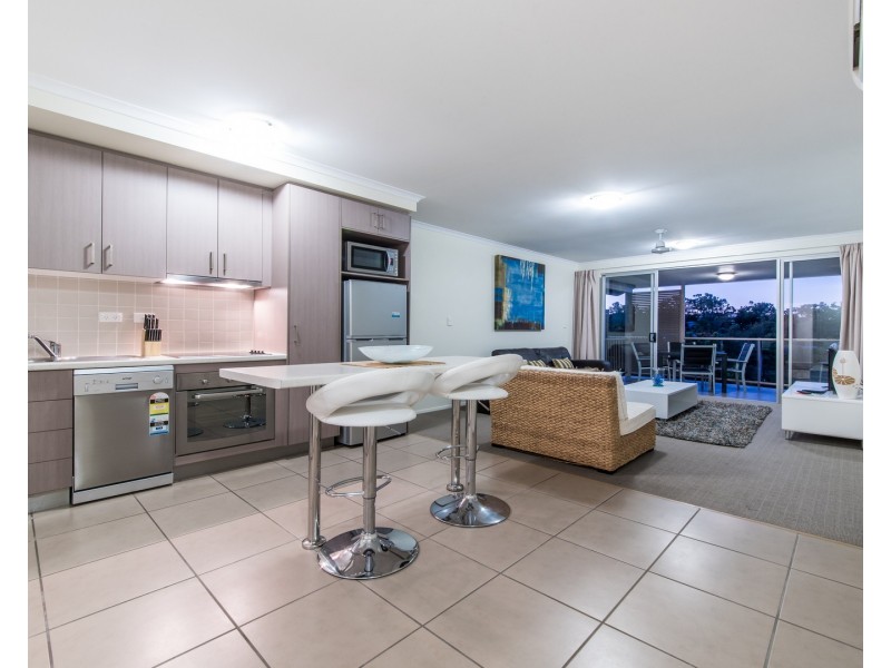 8/14 Waterson Way, Airlie Beach QLD 4802