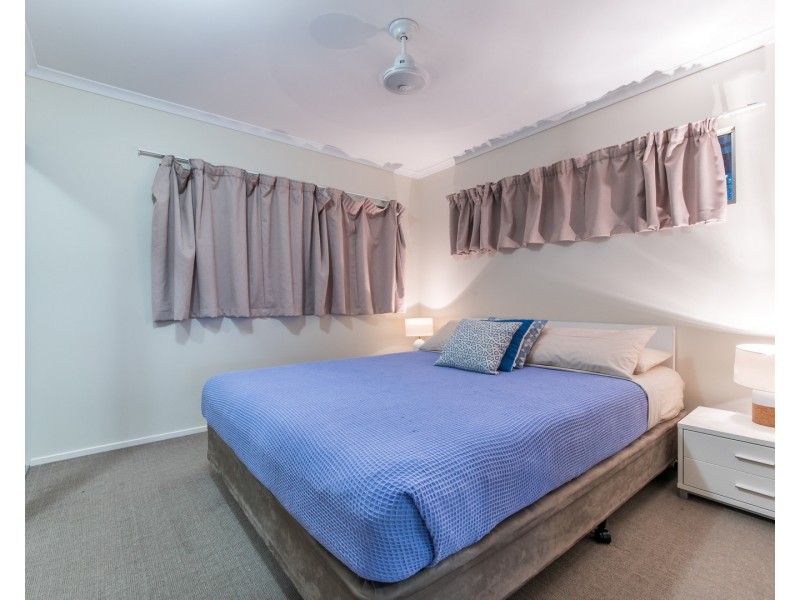 8/14 Waterson Way, Airlie Beach QLD 4802