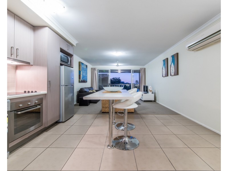 8/14 Waterson Way, Airlie Beach QLD 4802