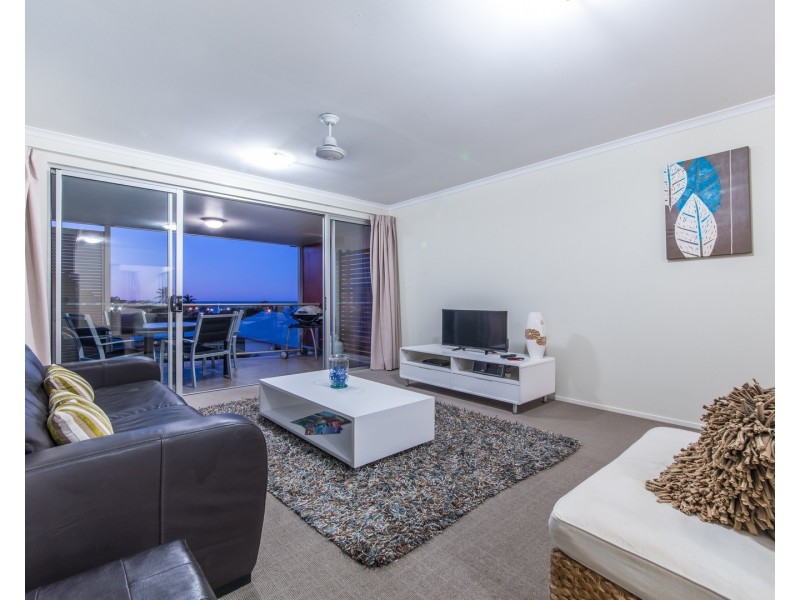 8/14 Waterson Way, Airlie Beach QLD 4802