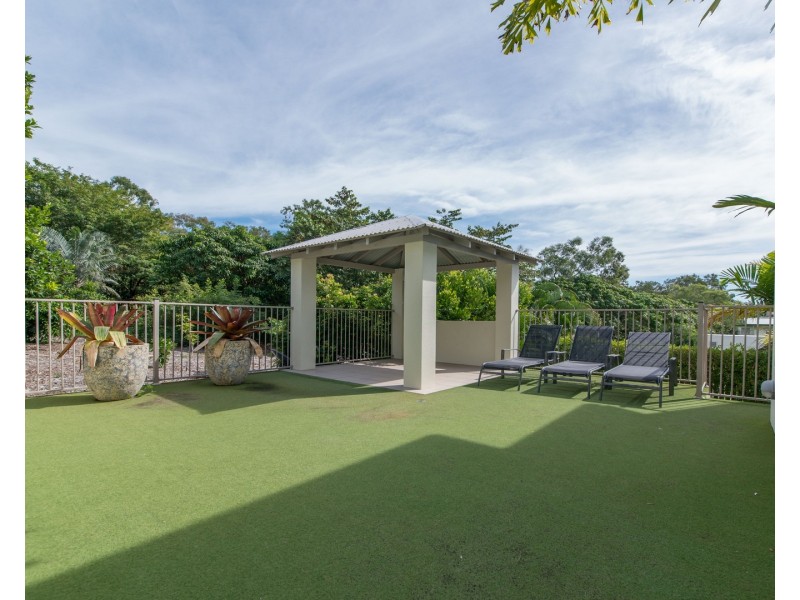8/14 Waterson Way, Airlie Beach QLD 4802