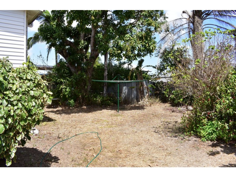 6 Smith Street, Proserpine QLD 4800