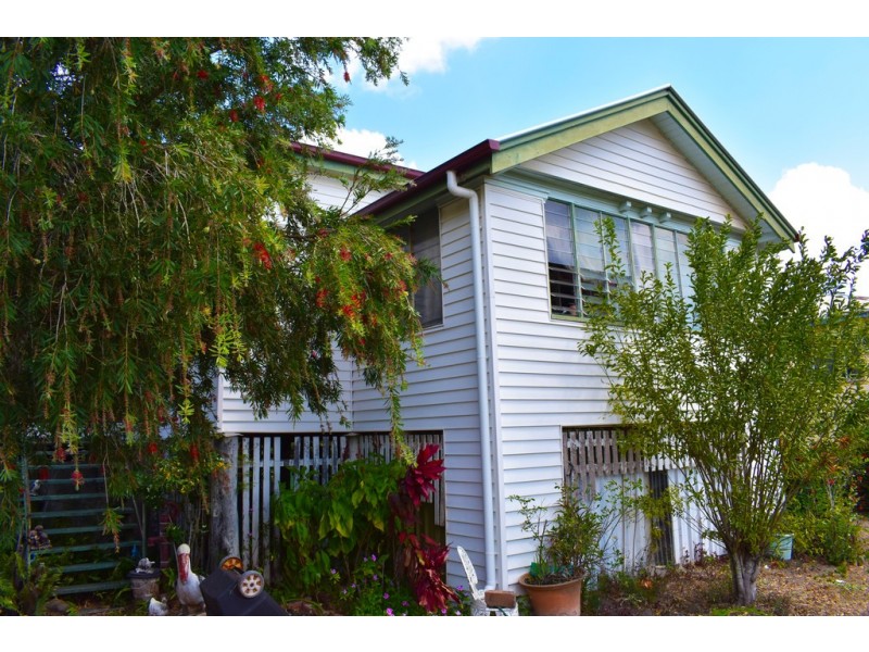 6 Smith Street, Proserpine QLD 4800