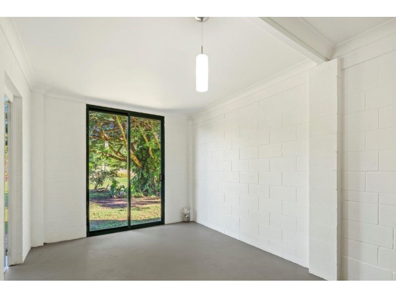 18 Moon Crescent, Sugarloaf QLD 4800