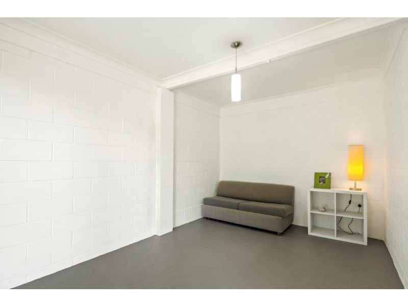 18 Moon Crescent, Sugarloaf QLD 4800