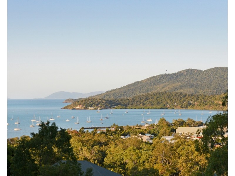2 Laguna Court, Airlie Beach QLD 4802