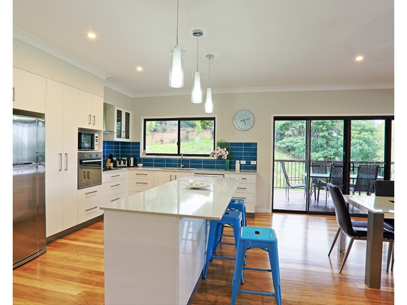 2 Laguna Court, Airlie Beach QLD 4802