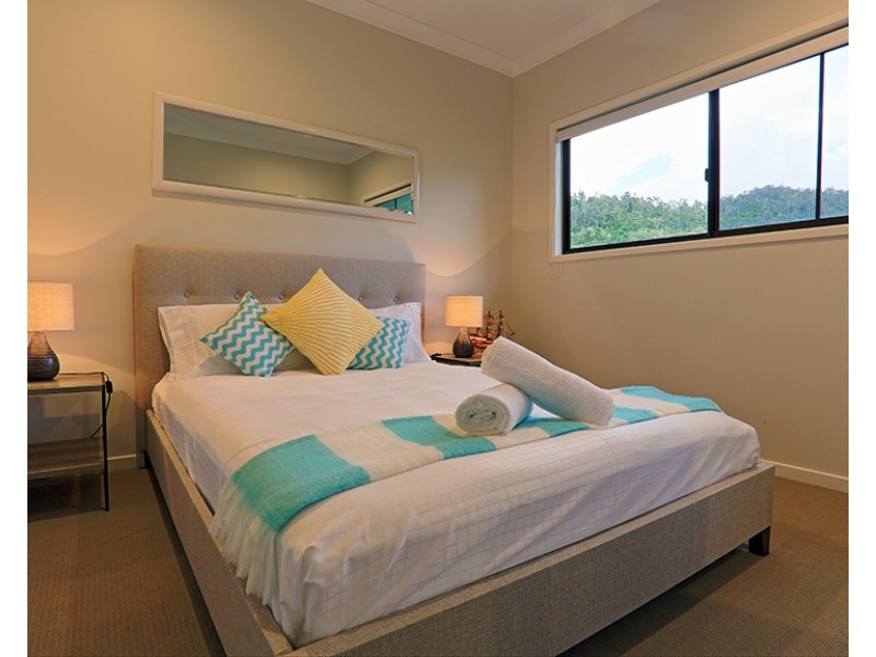 2 Laguna Court, Airlie Beach QLD 4802