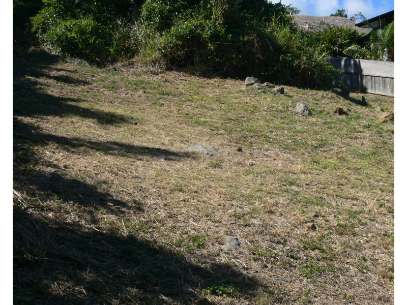 54 Kingfisher, Jubilee Pocket QLD 4802