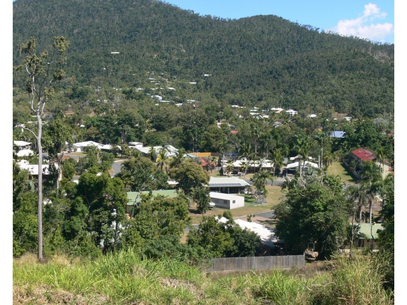 54 Kingfisher, Jubilee Pocket QLD 4802