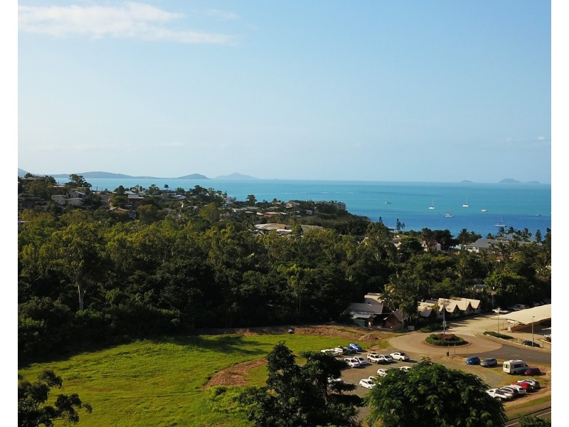 28 Stonehaven Court, Airlie Beach QLD 4802