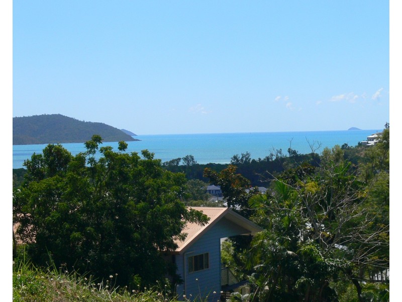 22 Country Road, Cannonvale QLD 4802