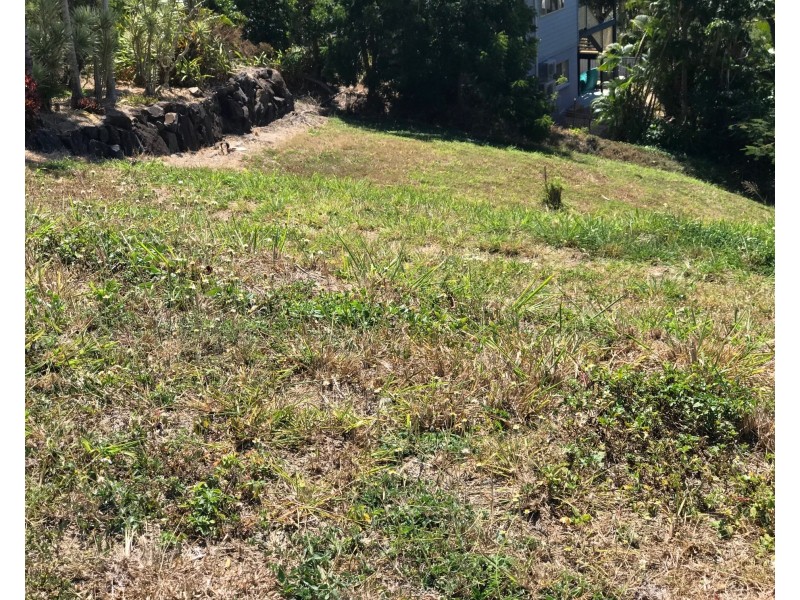 22 Country Road, Cannonvale QLD 4802