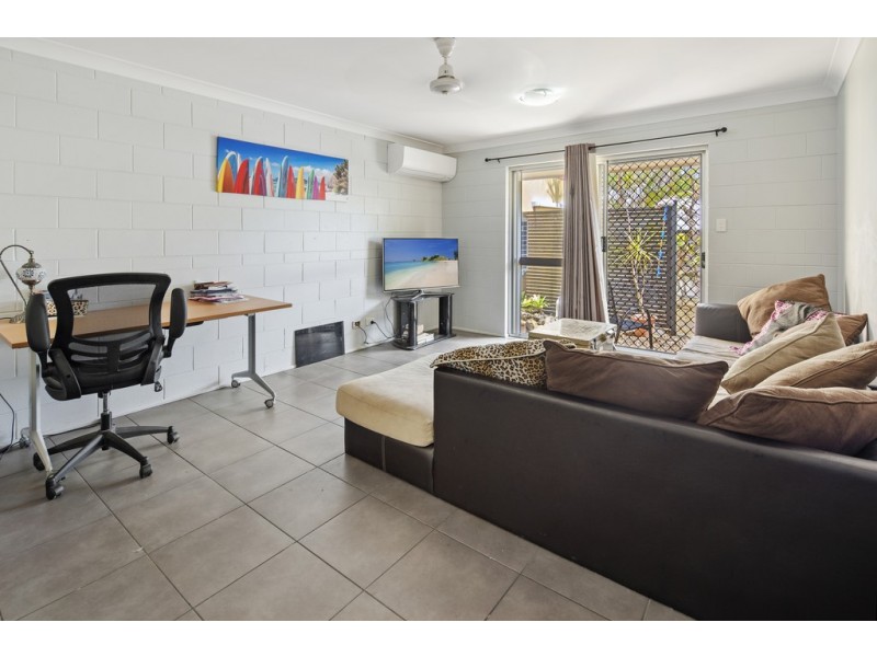 24/28 Island Drive, Cannonvale QLD 4802