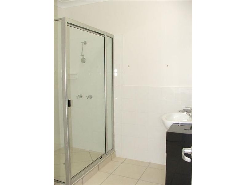 1/3 Shelter Court, Jubilee Pocket QLD 4802