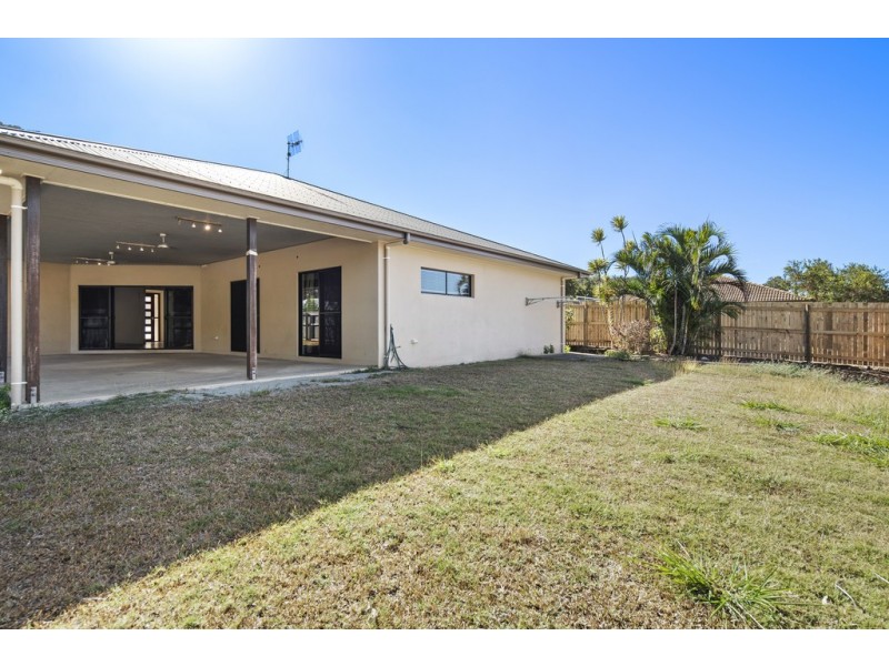 27 Armada Crescent, Jubilee Pocket QLD 4802