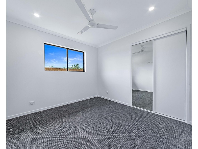 75 Trader Crescent, Cannonvale QLD 4802