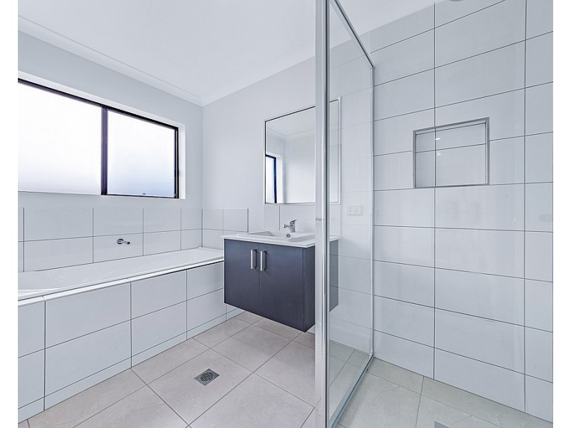 75 Trader Crescent, Cannonvale QLD 4802