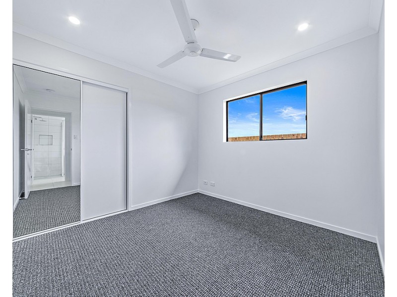 75 Trader Crescent, Cannonvale QLD 4802