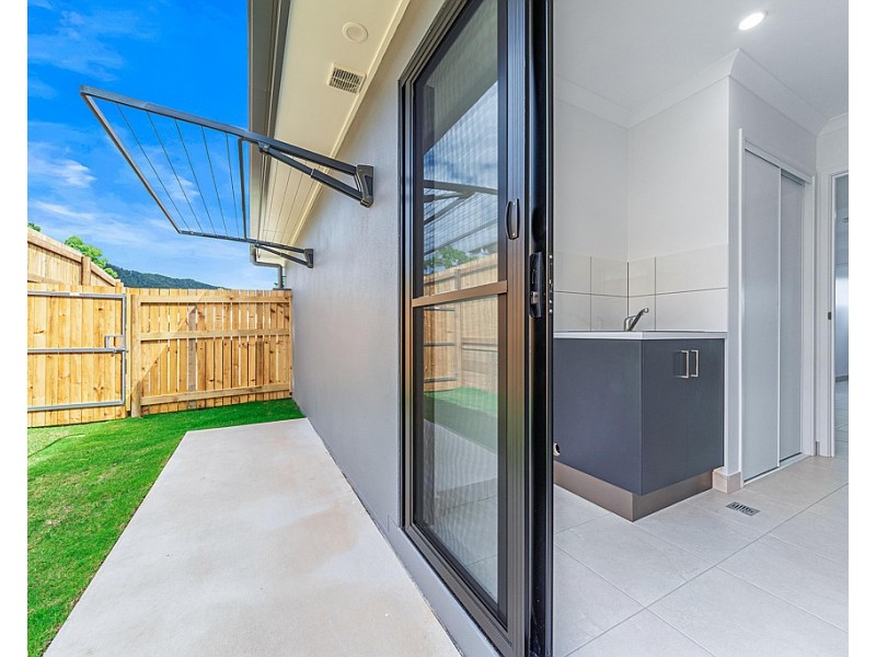 75 Trader Crescent, Cannonvale QLD 4802