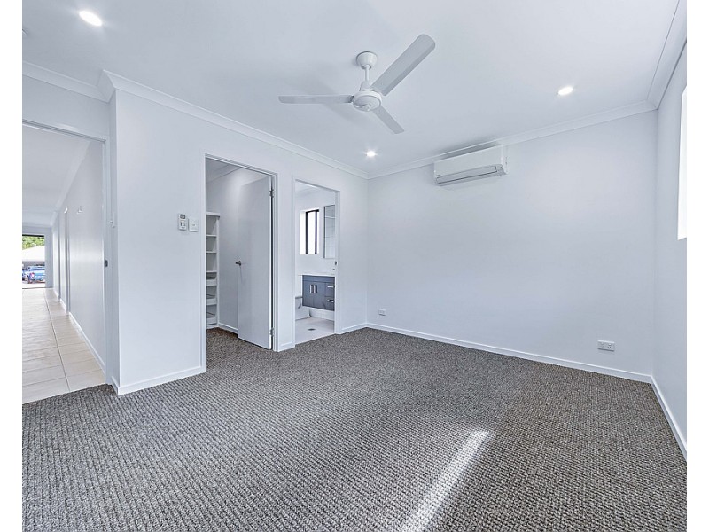 75 Trader Crescent, Cannonvale QLD 4802