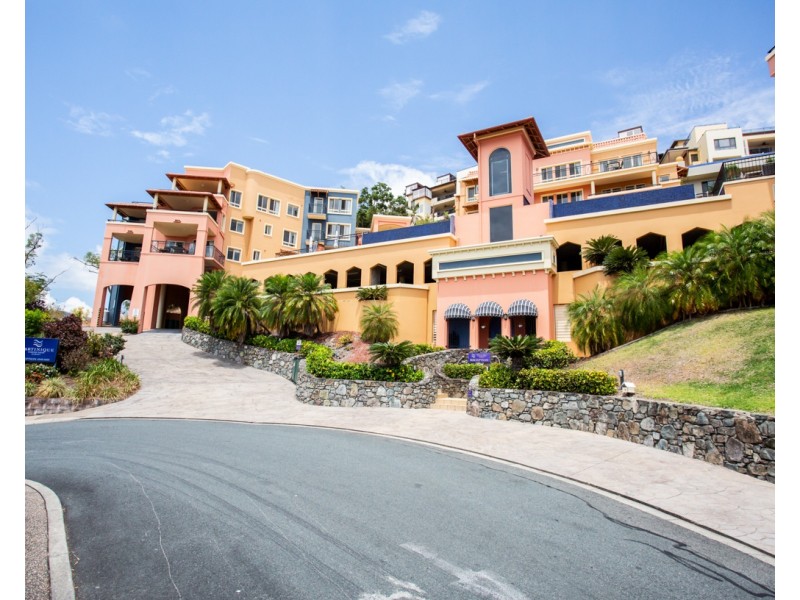 11/18 Golden Orchid Drive, Airlie Beach QLD 4802