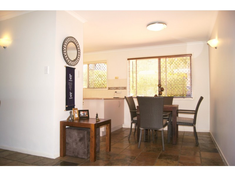 32 Manooka Drive, Cannonvale QLD 4802