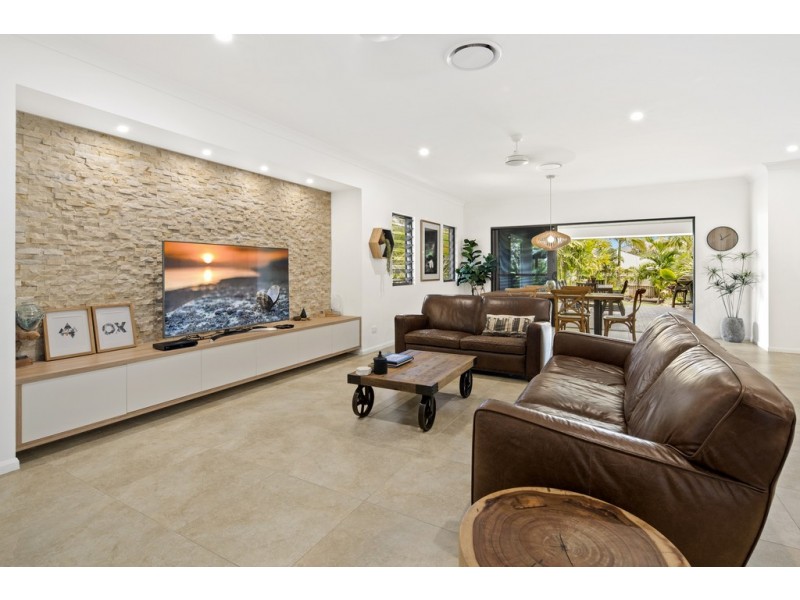 15-17 Frangipani Court, Cannon Valley QLD 4800