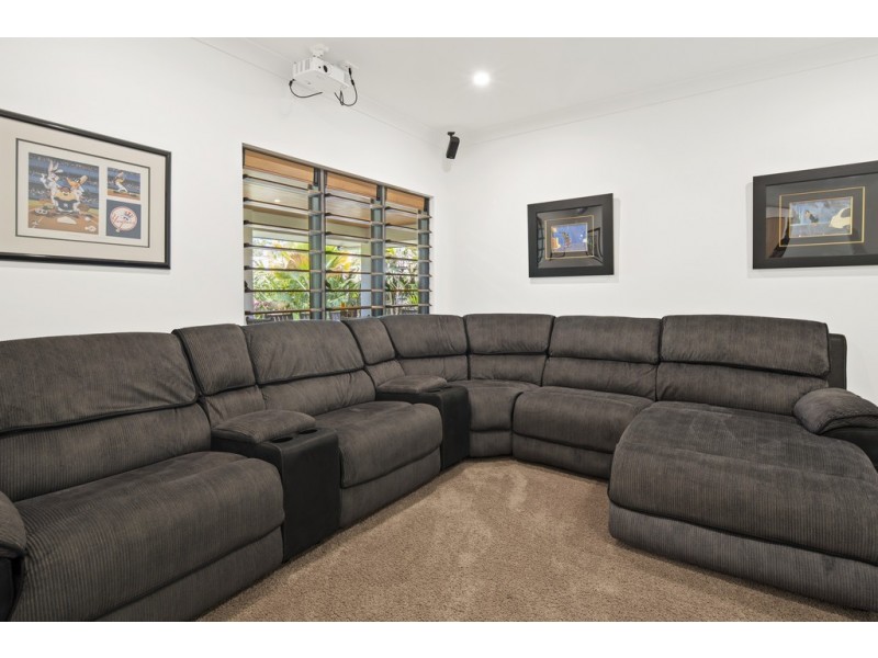 15-17 Frangipani Court, Cannon Valley QLD 4800