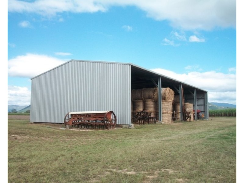 8 Forbes Road, Bloomsbury QLD 4799