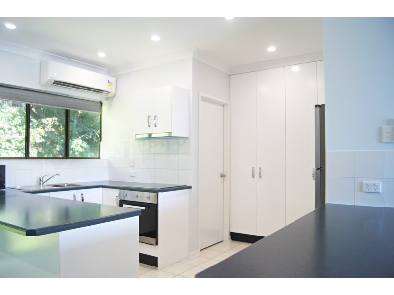 118/2 Eshelby Drive, Cannonvale QLD 4802