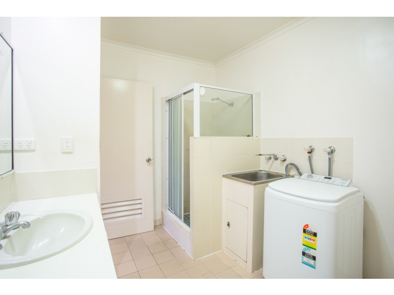 8/5 Border Drive, Cannonvale QLD 4802